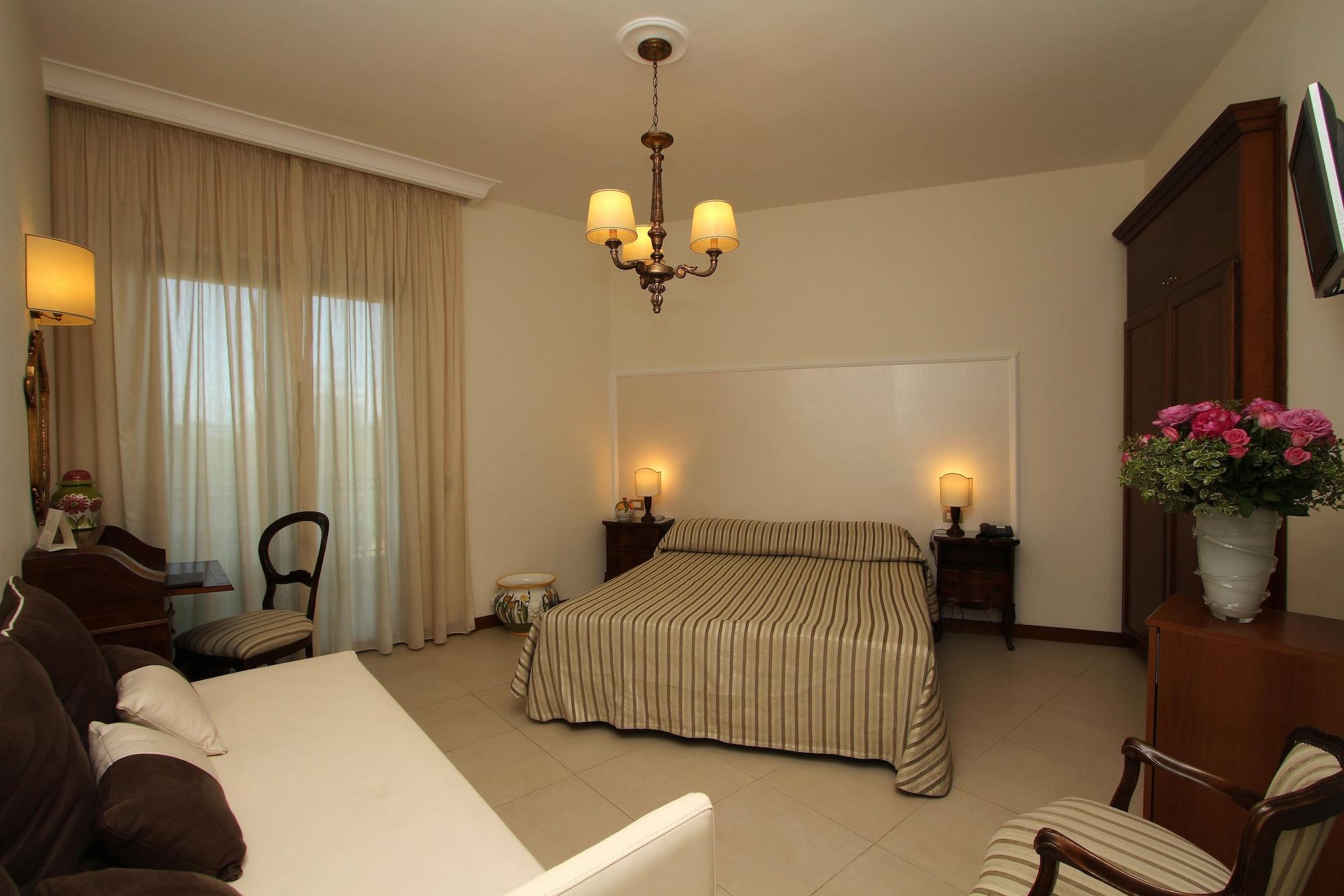 Hotel Alpha Sant’Agnello Kültér fotó
