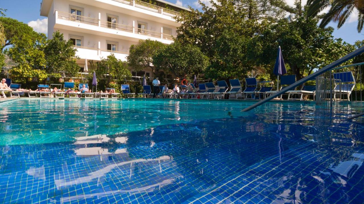 Hotel Alpha Sant’Agnello Kültér fotó